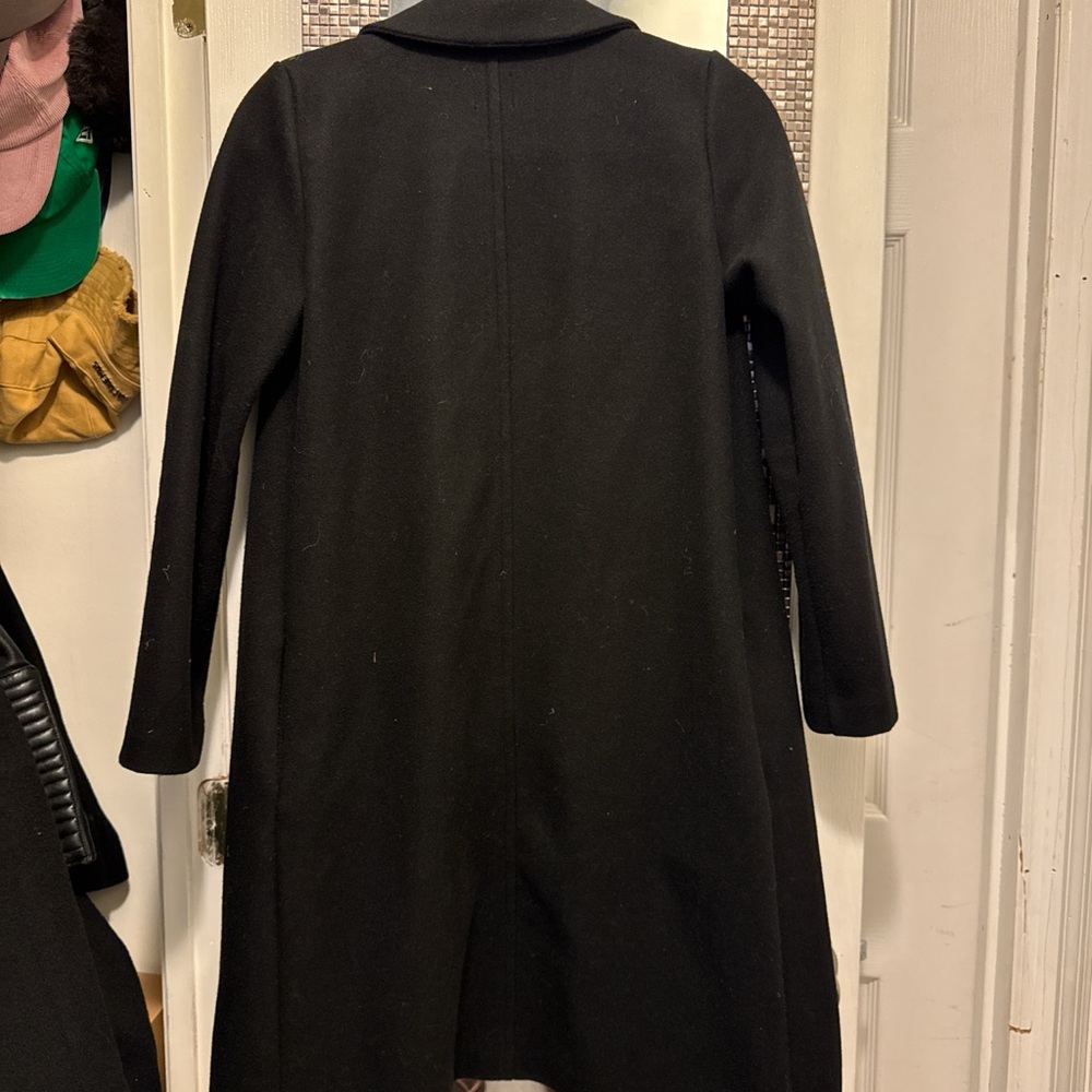 Zara Women's Elegant Black Trench Coat - Picture 3 of 3